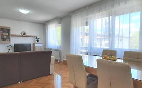Apartman Black River